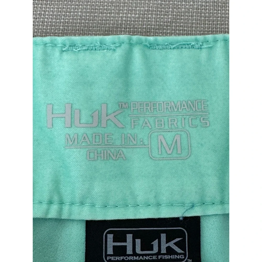 Huk Performance Shorts Light Green Mens Medium